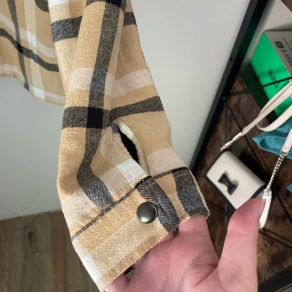 Lucky Brand Beige Plaid Sherpa Shacket Size Large - Picture 5 of 9